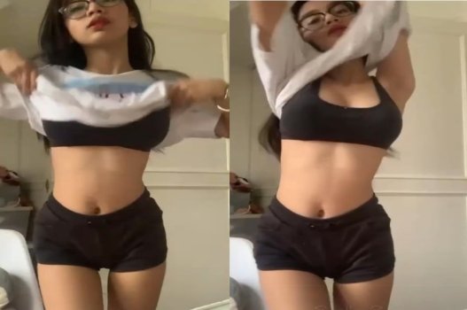 Clip sex gen Z vòng một khủng bị bạn trai trai hành sướng