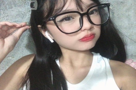Noel thả thính anh bạn cùng lớp qua clip nóng bỏng
